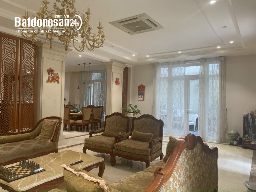 Bán Biệt thự Đẹp Ngay đường Cộng Hoà - Đẳng Cấp giảm còn 53.5 tỷ