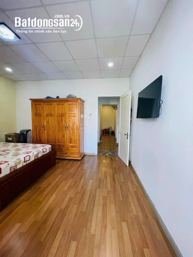 Bán nhà 2 tầng đẹp, hẻm xe hơi, đường 11 Trường Thọ , dt 71m2 giá 5,5 tỷ TL