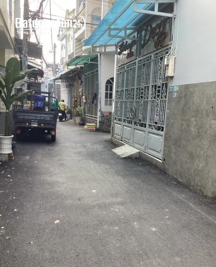 Bán nhà Đường Nguyễn Hồng Đào, Phường 14, Quận Tân Bình