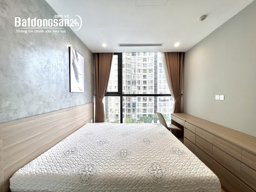 Cho Thuê Căn Hộ Cao Cấp Tòa Center Point - 110 Cầu Giấy 2PN Full Đồ