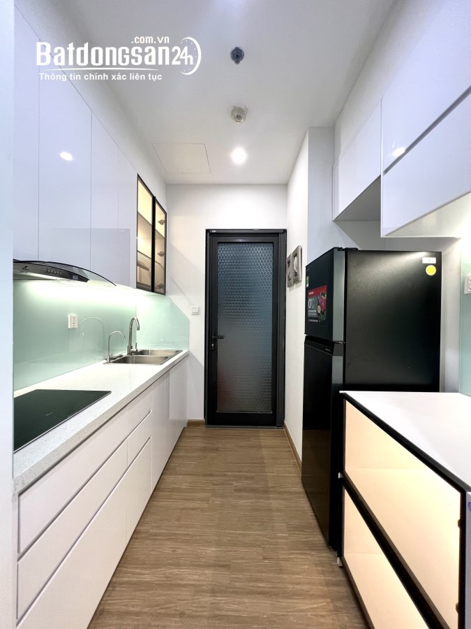 Cho Thuê Căn Hộ Cao Cấp Tòa Center Point - 110 Cầu Giấy 2PN Full Đồ
