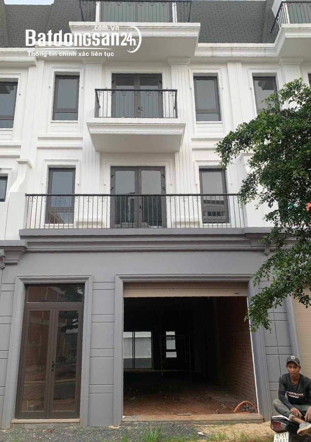 Bán shophouse view công viên giá cực tốt, hỗ trợ bank 