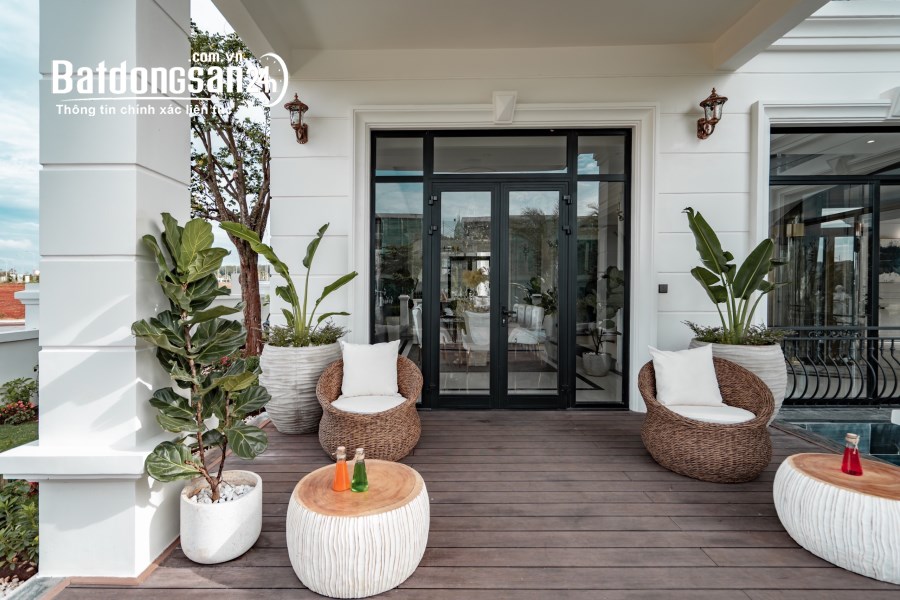 Bán biệt thự đơn lập view công viên giá lỗ. đã hoàn thiện mặt ngoài