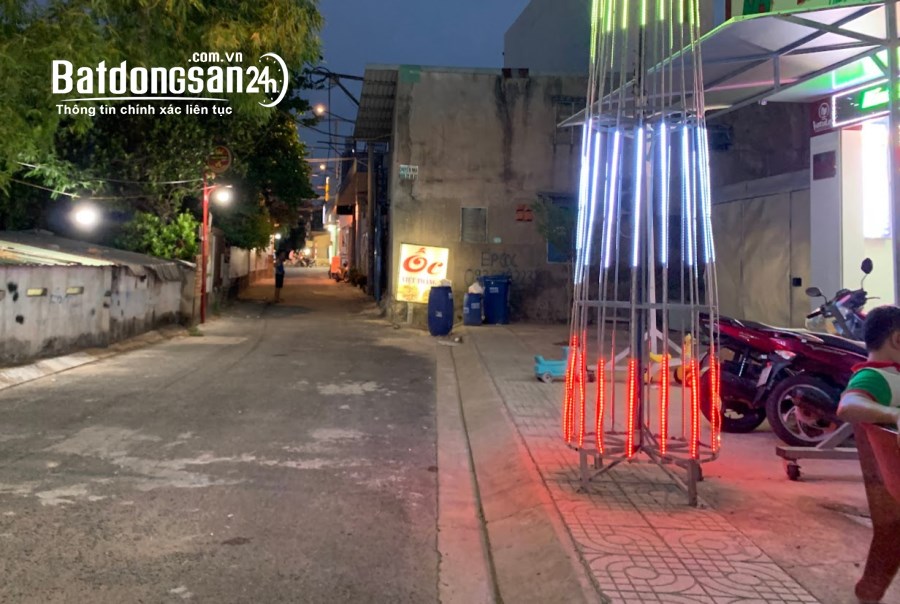 (Thủ Đức)bán đất hxh phân lô,sát mặt tiền Tỉnh lộ 43,72m2(4x18),3.45tỷ.