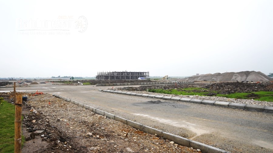 Bán đất nền KĐT Tân Thanh Mặt Đường 68m Siêu Đẹp 