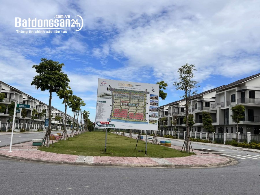 Chính chủ bán gấp song lập 180m2 sẵn nhà 3 tầng Centa Riverside VSIP rẻ hơn 1 TỶ
