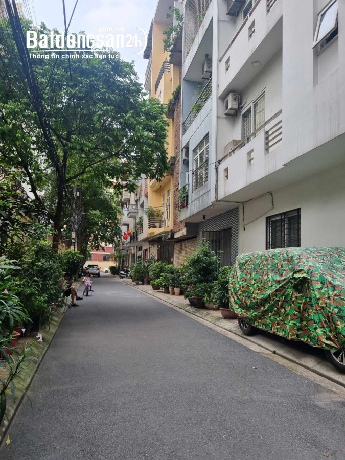 Bán nhà ngõ 376 Đường Bưởi 80m2, 4T, MT5.1m vỉa hè ô tô dừng đỗ khu VIP Quân Đội