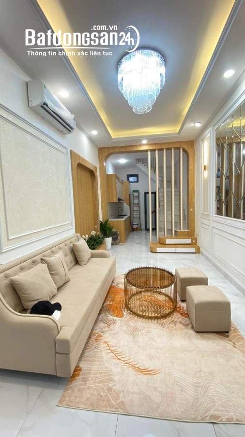    NHÀ MỚI KENG _ GỐC ĐỀ _ MINH KHAI _ 38M*5 TẦNG _ GIÁ 5.58 TỶ.