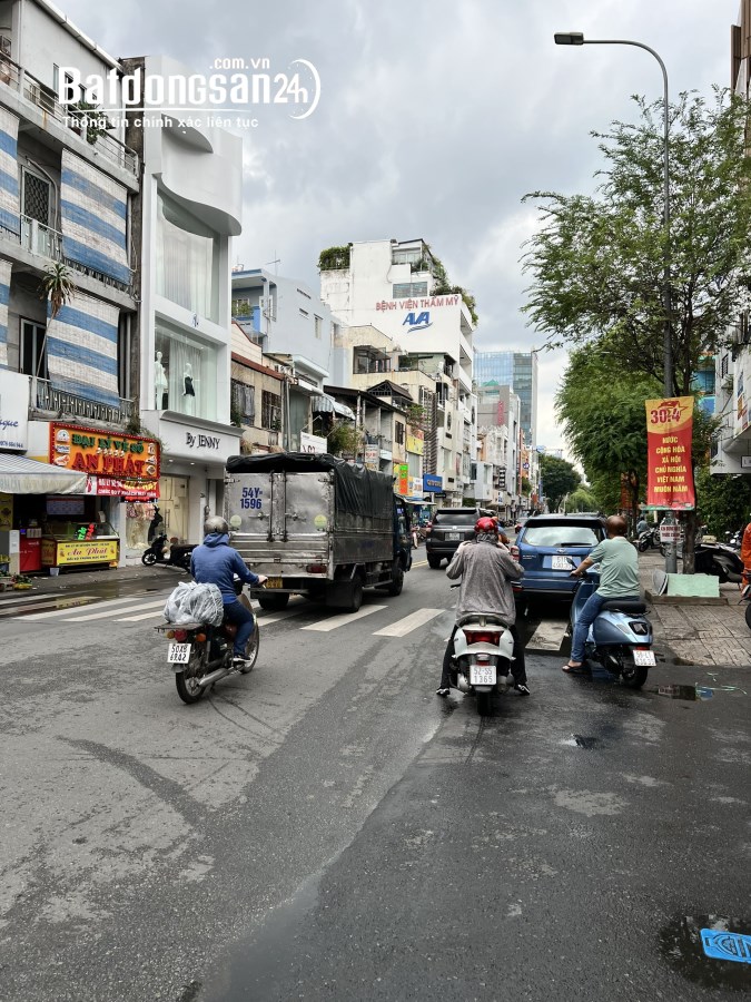 Bán nhà Đường Võ Văn Tần, Phường 4, Quận 3