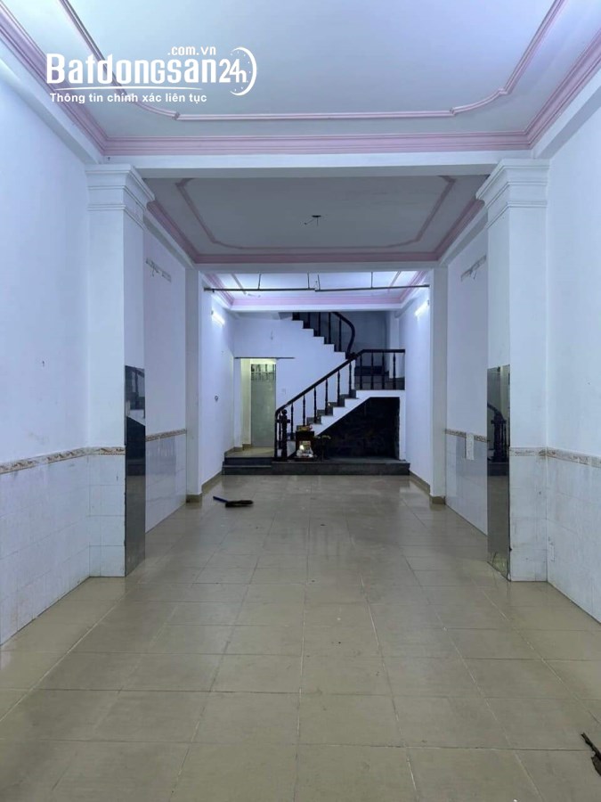 Bán nhà  MT Gò Vấp 4 tầng 4 x 18 giá 12 tỷ 