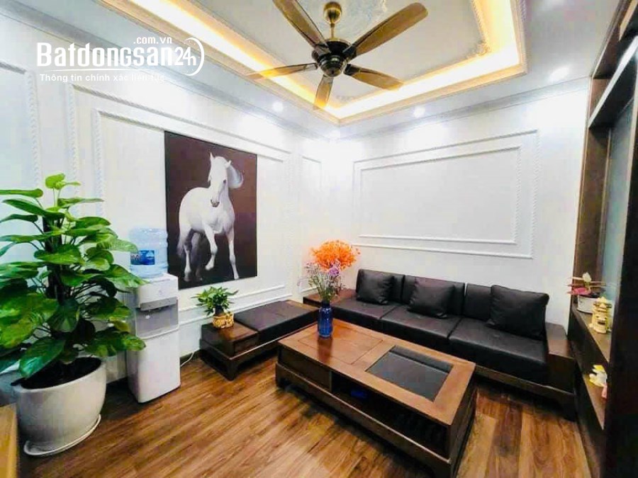 Bán căn nhà 4 tầng lô góc phường Tân Bình, TP HD, 50m2, 4 ngủ, đường oto, nột thất xị