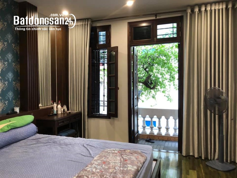 Bán nhà mặt phố Lý Thường Kiệt, lô góc hai mặt phố, kinh doanh đỉnh, 55m2, 16.8 tỷ