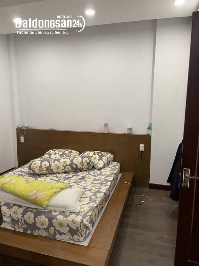 MẶT TIỀN ĐƯỜNG SỐ 18, KDC HIMLAM, TÂN HƯNG, Q7, 5 TẦNG, 100M2, 25.2 TỶ.