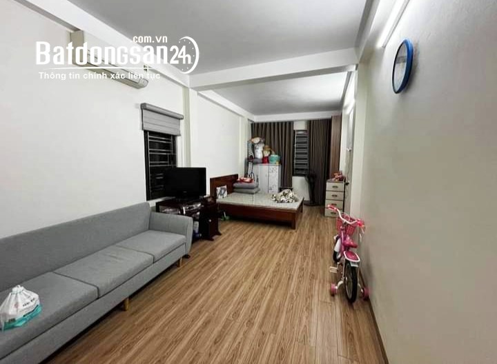 Cho thuê nhà mặt phố Trần Cung, vỉa hè, nhà đẹp, THANG MÁY 36M X 5T, KD tốt