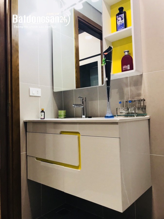 Bán căn hộ 3PN rẻ nhất Goldmark City 136 Hồ Tùng Mậu, Tầng trung căn góc