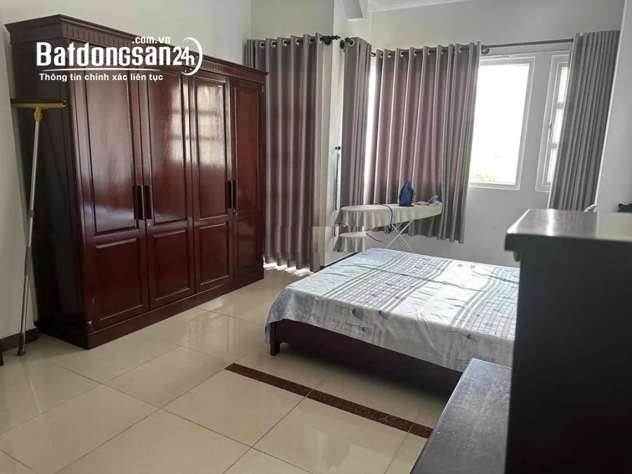 Bán nhà đường số 10 P.Tân Quy,Quận 7, dt 4x28m, 3 lầu,st,h.tây