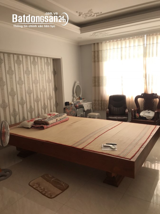 Bán nhà đường Mai Văn Vĩnh P.Tân Quy,Quận 7, dt 5,1x17m, 4 lầu