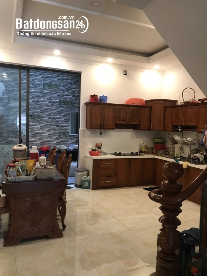 Bán nhà đường Mai Văn Vĩnh P.Tân Quy,Quận 7, dt 5,1x17m, 4 lầu