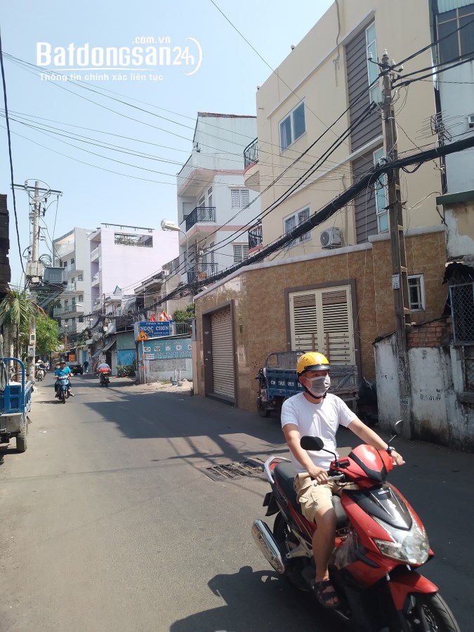 Bán CHDV 13 phòng HXH Lê Quang Định, P7, Bình Thạnh. 5,5x20m thu nhập 50tr/tháng