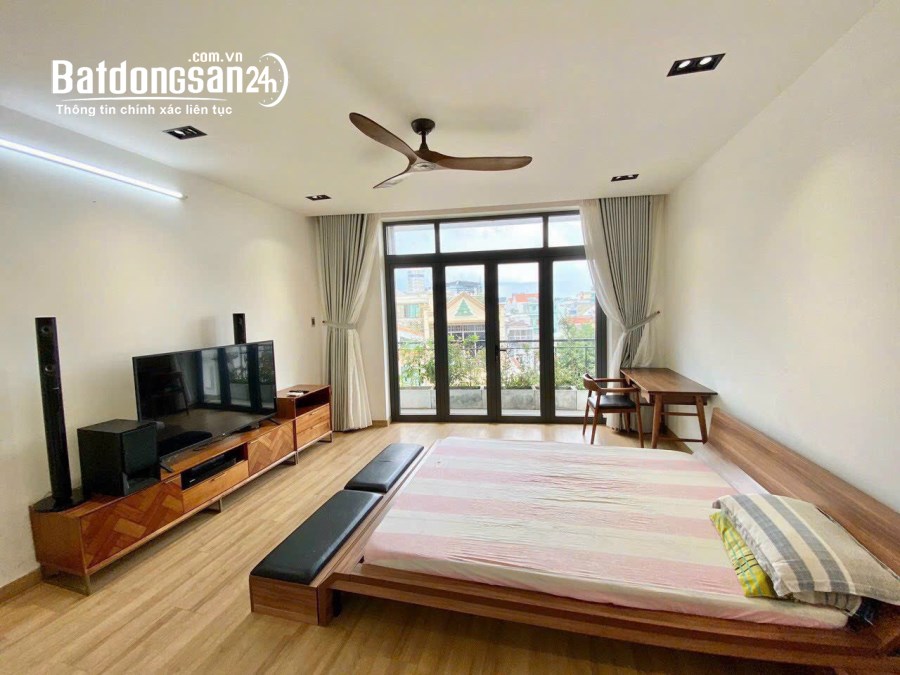 Bán gấp nhà mặt tiền gần Phan Văn Trị, Phường 12, Bình Thạnh 5x15m 5 tầng thang máy