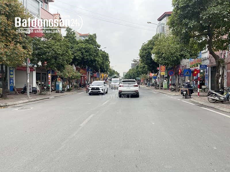 Cần bán 75m2 nhà 6 tầng mặt Phố Ngô Xuân Quảng. Nằm ngay đoạn đẹp nhất giữa phố