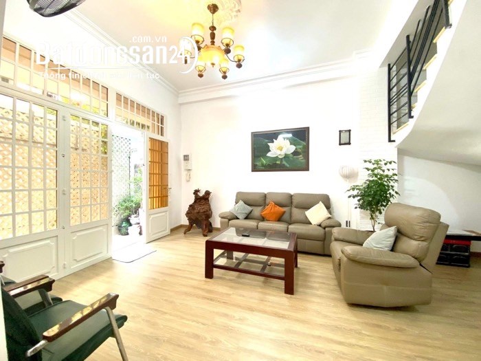 Phú Nhuận, Nguyễn Đình Chính, 80m2, ngang 6m bề thế, chỉ nhỉnh 9 tỷ