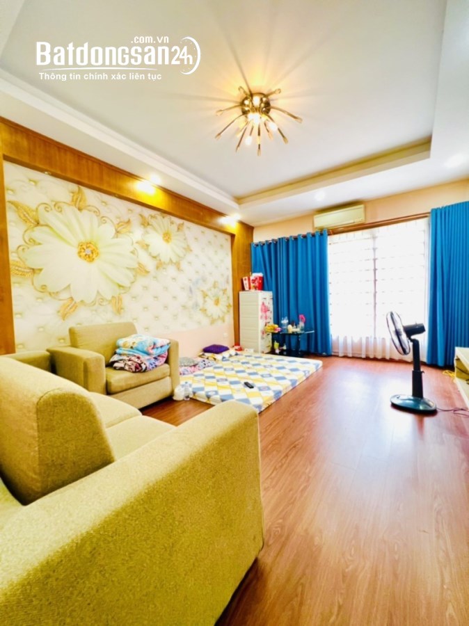 Bán nhà mặt phố Phố Phùng Chí Kiên, Phường Nghĩa Đô, Quận Cầu Giấy
