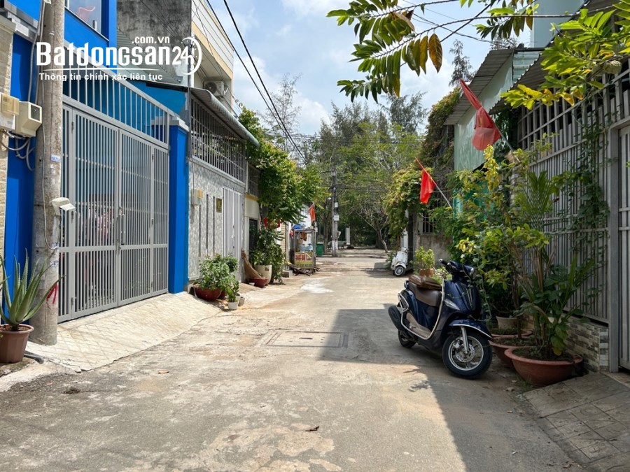 Bán nhà P/Lô, HXH, dt 76,1m2, Trường Lưu, Long Trường, Quận 9.