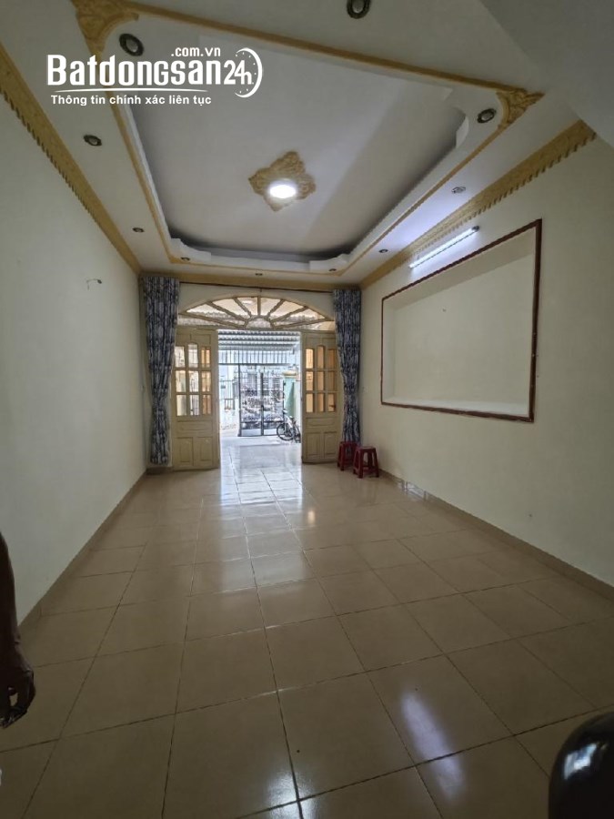 Gấp bán nhà HXH, xe hơi ngủ trong nhà, dt 79m2 x 2t, Tân Phú (Q9).