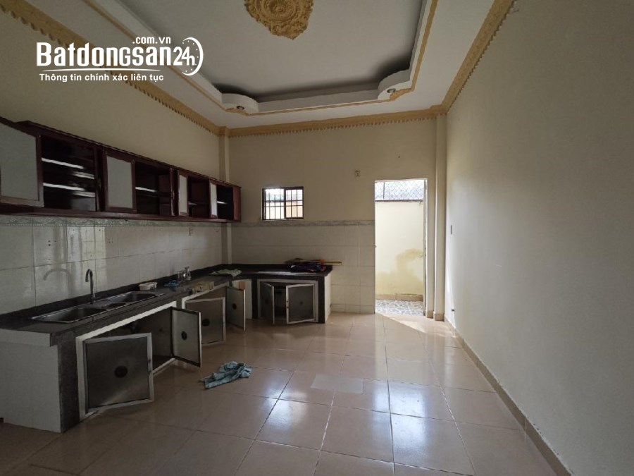 Gấp bán nhà HXH, xe hơi ngủ trong nhà, dt 79m2 x 2t, Tân Phú (Q9).
