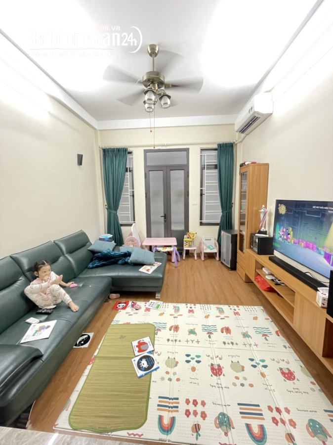 Bán Gấp Nhà Phố La Thành 50m², 5 Tầng, Mặt Tiền 4m Chỉ 6 Tỷ