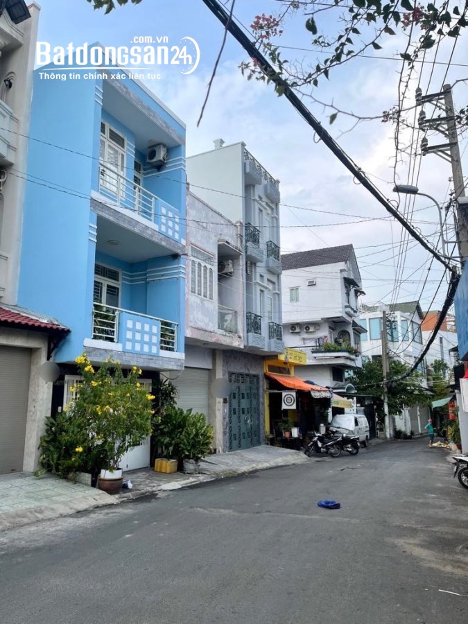 Bán nhà mới, Nở hậu, Hẻm ô tô, Phan Văn Trị - BT, 60m2, 1 trệt 1 lầu, chỉ 5,45 tỷ.