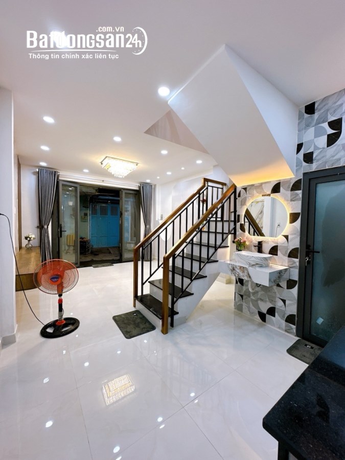 Bán nhà Đường Nơ Trang Long, Phường 7, Quận Bình Thạnh