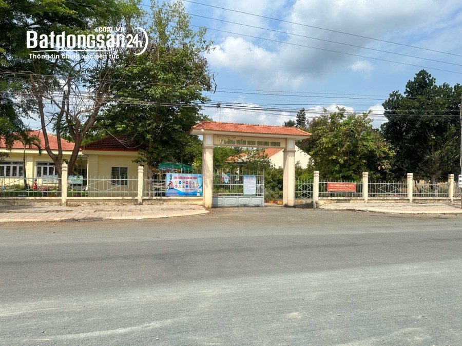 Bán đất sổ sẵn ngay đường số 6, Quang Minh,Thị Xã Chơn Thành