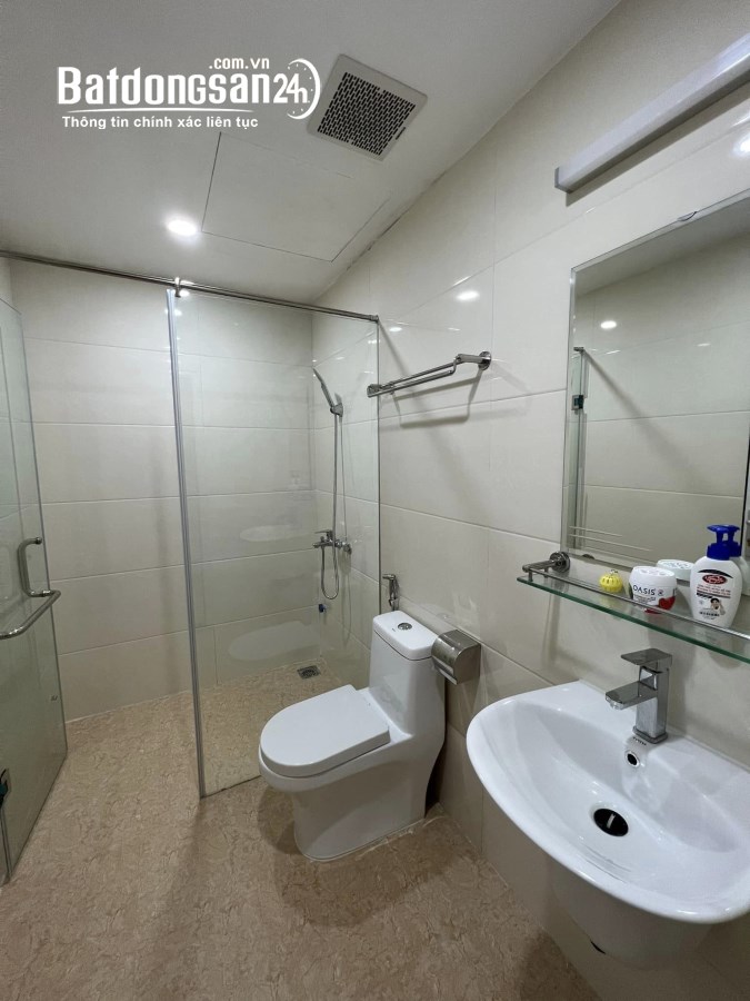 BÁN NHÀ ĐƯỜNG BƯỞI 52M2 , NHÀ 5 TẦNG , MT 4M6 GIÁ 10 TỶ 4 . MẶT PHỐ - VỈA HÈ RỘNG - K