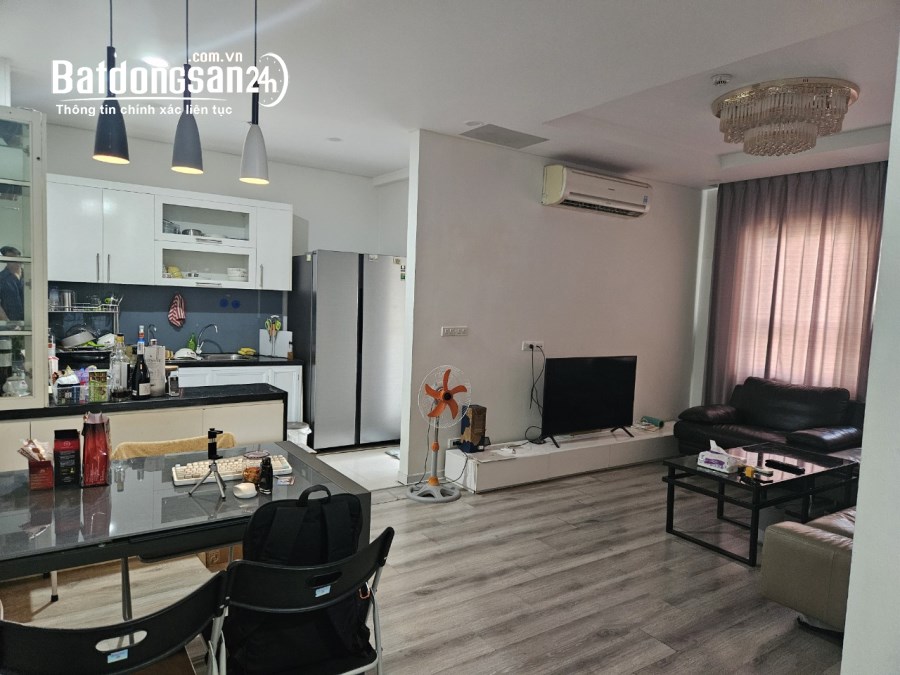 Chính chủ cần cho người nước ngoài thuê căn hộ tại Golden Place mex Trì, Nam Từ Liêm.