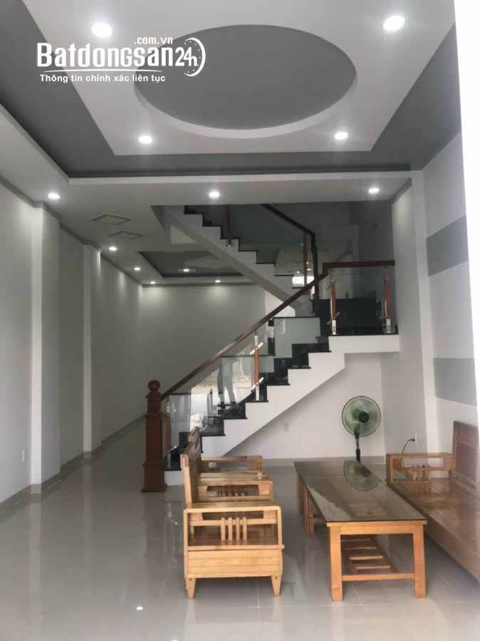Bán nhà 1 trệt 1 lầu chính chủ xây mới giá rẻ Xã Tân Bình, Huyện Vĩnh Cửu 0359693104