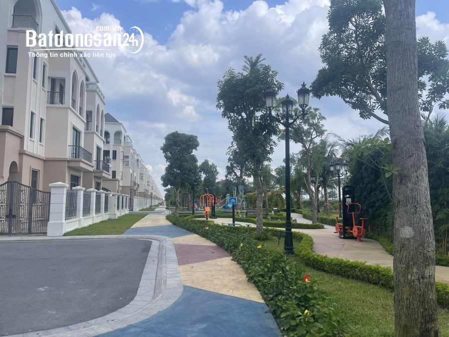 Cho thuê biệt thự, TẠI OCP2 đối diện trường học vinschool.