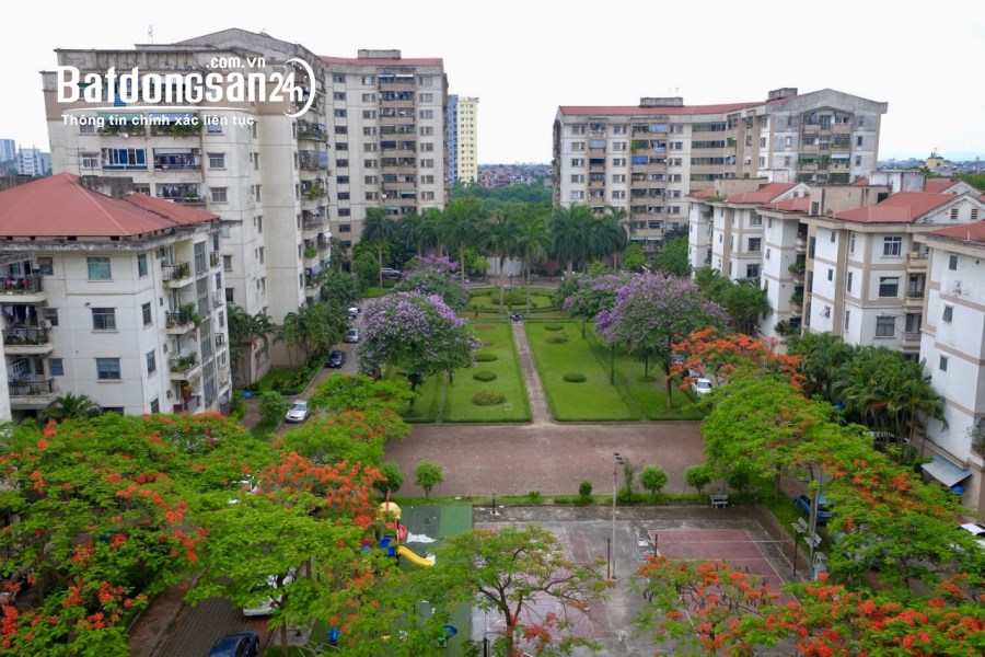 chính chủ bán căn chung cư 74m , sổ đỏ , kdt việt hưng, long biên , hà nội giá 2.4 tỷ