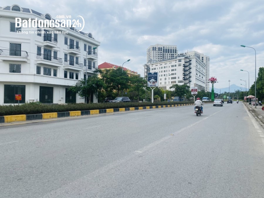 Bán nhà mặt phố Đường Quốc Lộ 2B, Phường Định Trung, Tp Vĩnh Yên