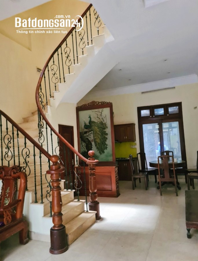 Cho thuê nhà Nam Từ Liêm đường Lê Đức Thọ 60m x 4T, 5 ngủ, ngõ 3m