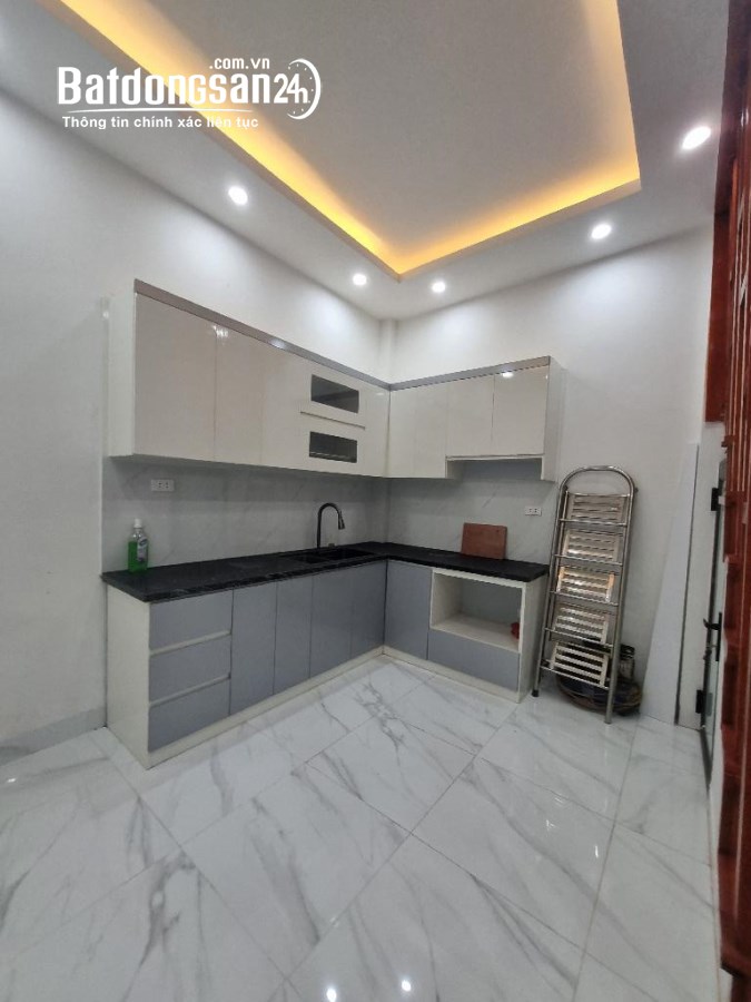 BÁN NHÀ PHỐ TÂN MAI - HỒ ĐỀN LỪ - NHÀ MỚI ĐẸP -  NGÕ Ô TÔ - GẦN TRƯỜNG CẤP 1-2