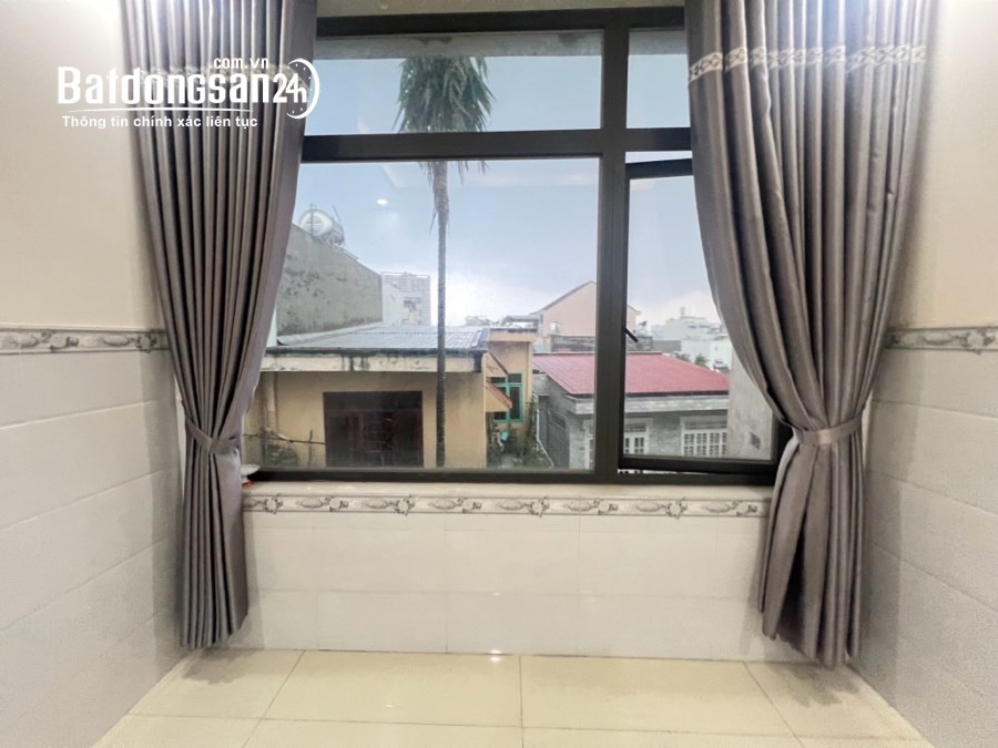 BÁN NHÀ ĐẶNG VĂN BI NGANG BỀ THẾ 5.9M, 3 TẦNG KIÊN CỐ  59M2 CHỈ NHỈNH 4 TỶ