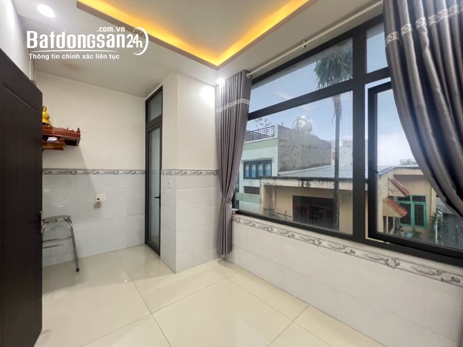 BÁN NHÀ ĐẶNG VĂN BI NGANG BỀ THẾ 5.9M, 3 TẦNG KIÊN CỐ  59M2 CHỈ NHỈNH 4 TỶ