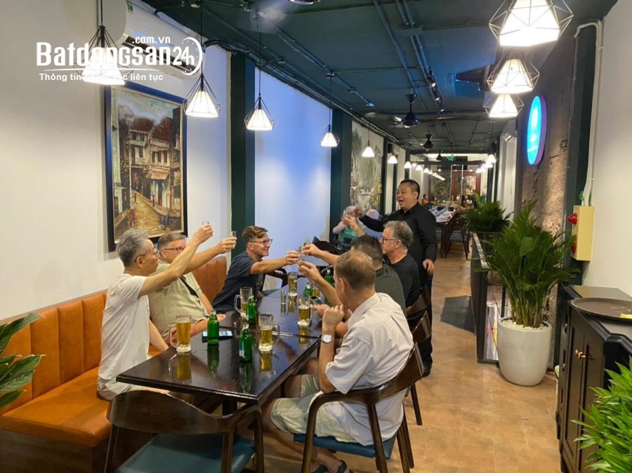 Bán Nhà Phố Mã Mây 150M2 6 Tầng Thang Máy 81 Tỷ -Đang KD Hostel - Nở Hậu MẶT PHỐ PHƯỜ