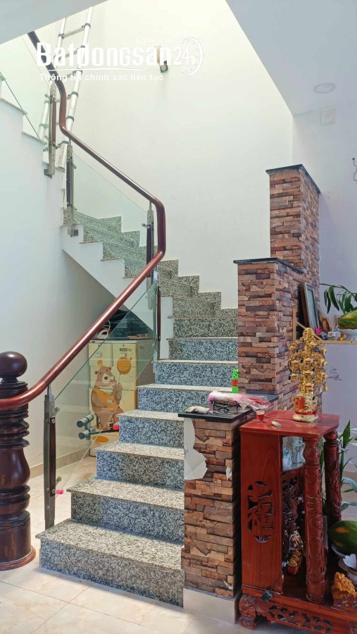 NHÀ THẠNH XUÂN QUẬN 12- 155M2 NGANG 5M NỞ HẬU, BÁN GẤP, CHỈ 3 TỶ 850 TRIỆU TL