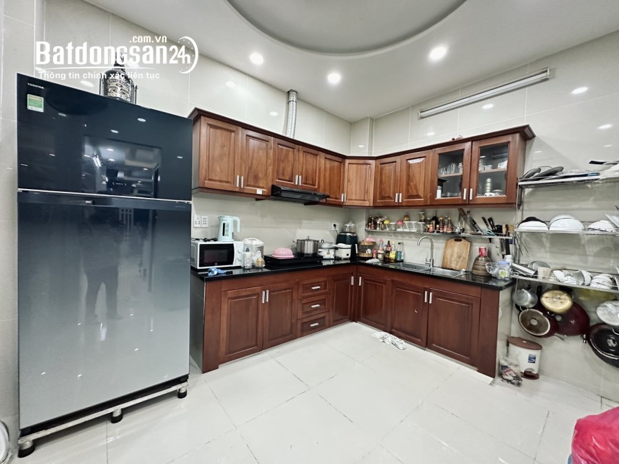 Bán Nhà Đường Ngô Đức Kế Phường 12 Quận Bình Thạnh, 65m2(4x16), 03 Tầng, Chỉ 7.9 Tỷ!