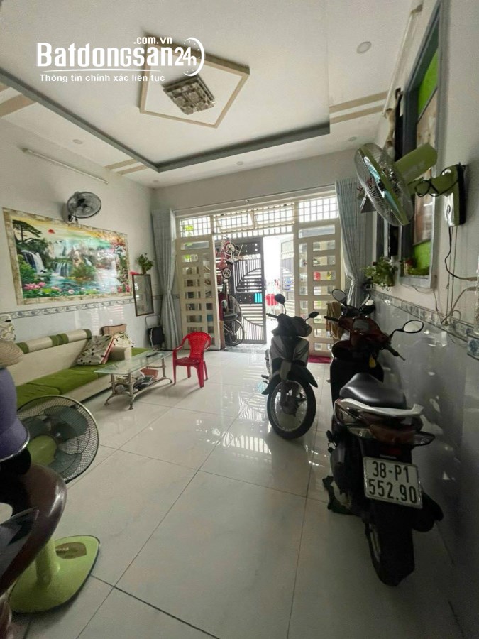NHÀ NGUYỄN THỊ ĐẶNG QUẬN 12- 50M2, 3 TẦNG HẺM 5M CHỈ NHỈNH 4 TỶ M