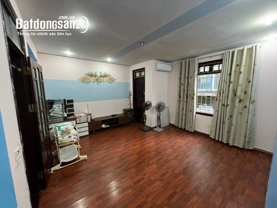 Bán nhà phố Láng Hạ 75m2, 4T, MT5.5m lô góc 3 thoáng khu cực VIP hiếm quận Ba Đình