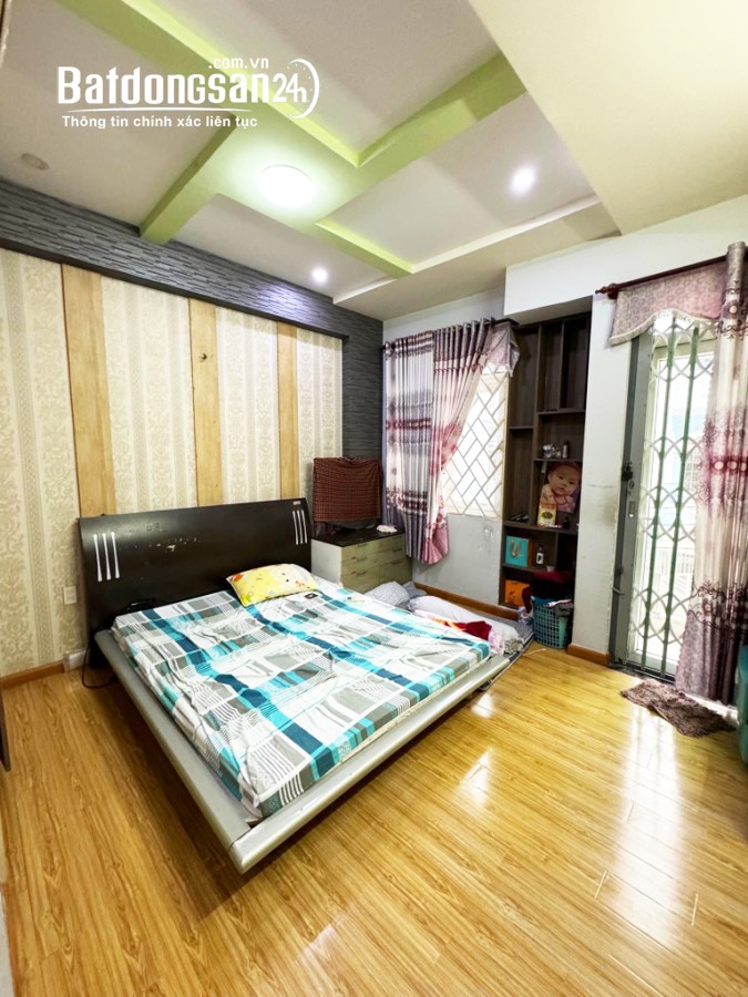 Định Cư bán gấp Nhà gần Mũi Tàu Cộng Hòa Hẻm 8m DT 70x4 Tầng Chỉ 7,9 tỷ